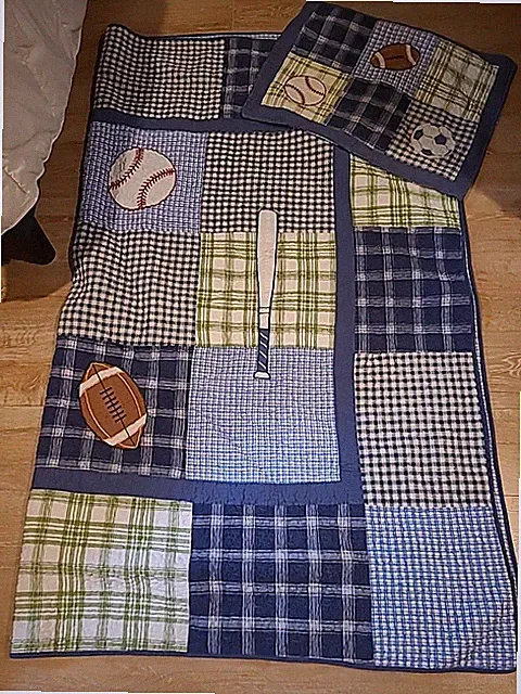 Charles Street Kids Collection Bed Quilt, Sports Theme, Cotton, Twin W/ Sham